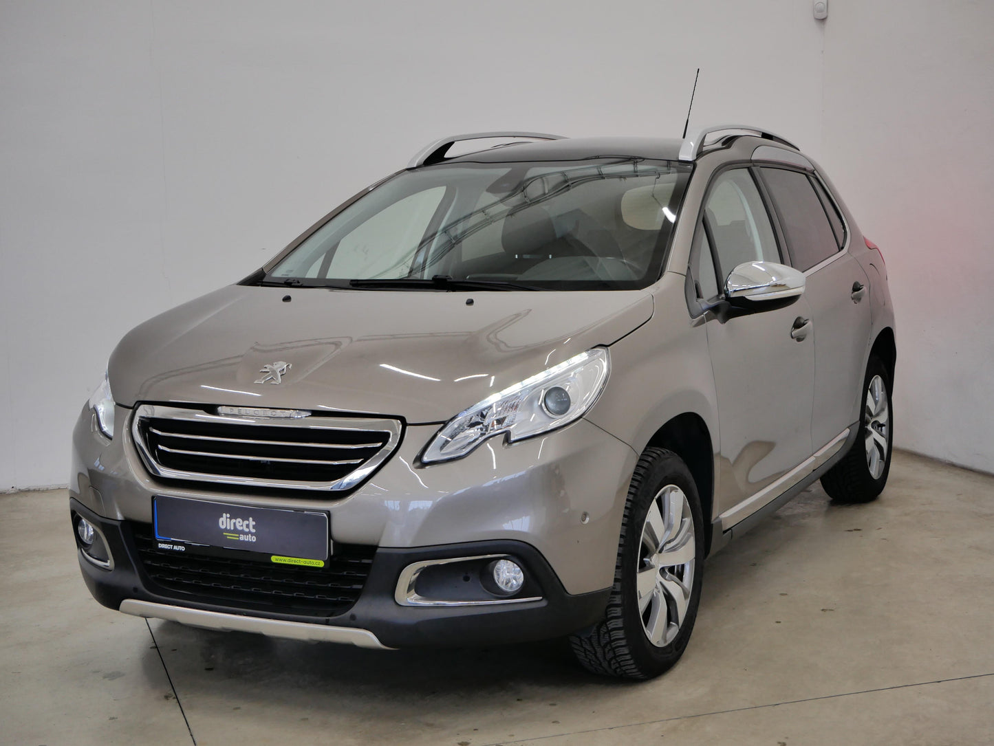 Peugeot 2008 1.2 VTI 60 kW Allure