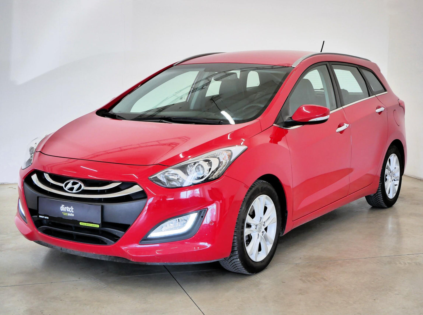 Hyundai i30 1.6 GDi 99kW Trikolor