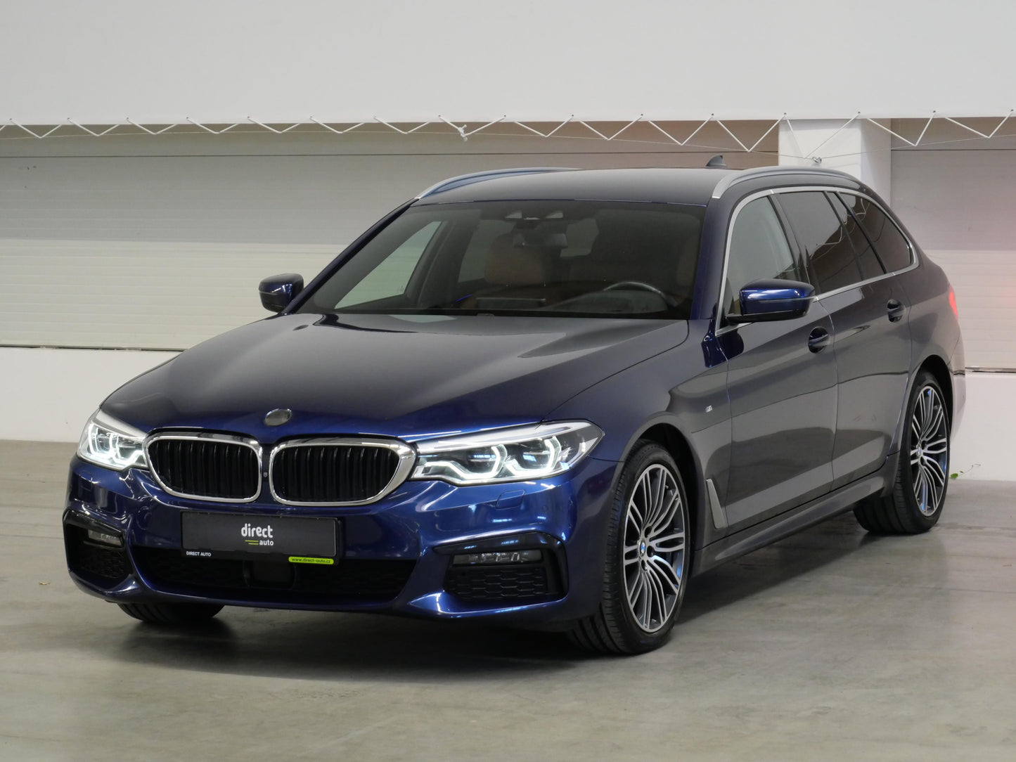 BMW Řada 5 530d xDrive 195 kW Touring
