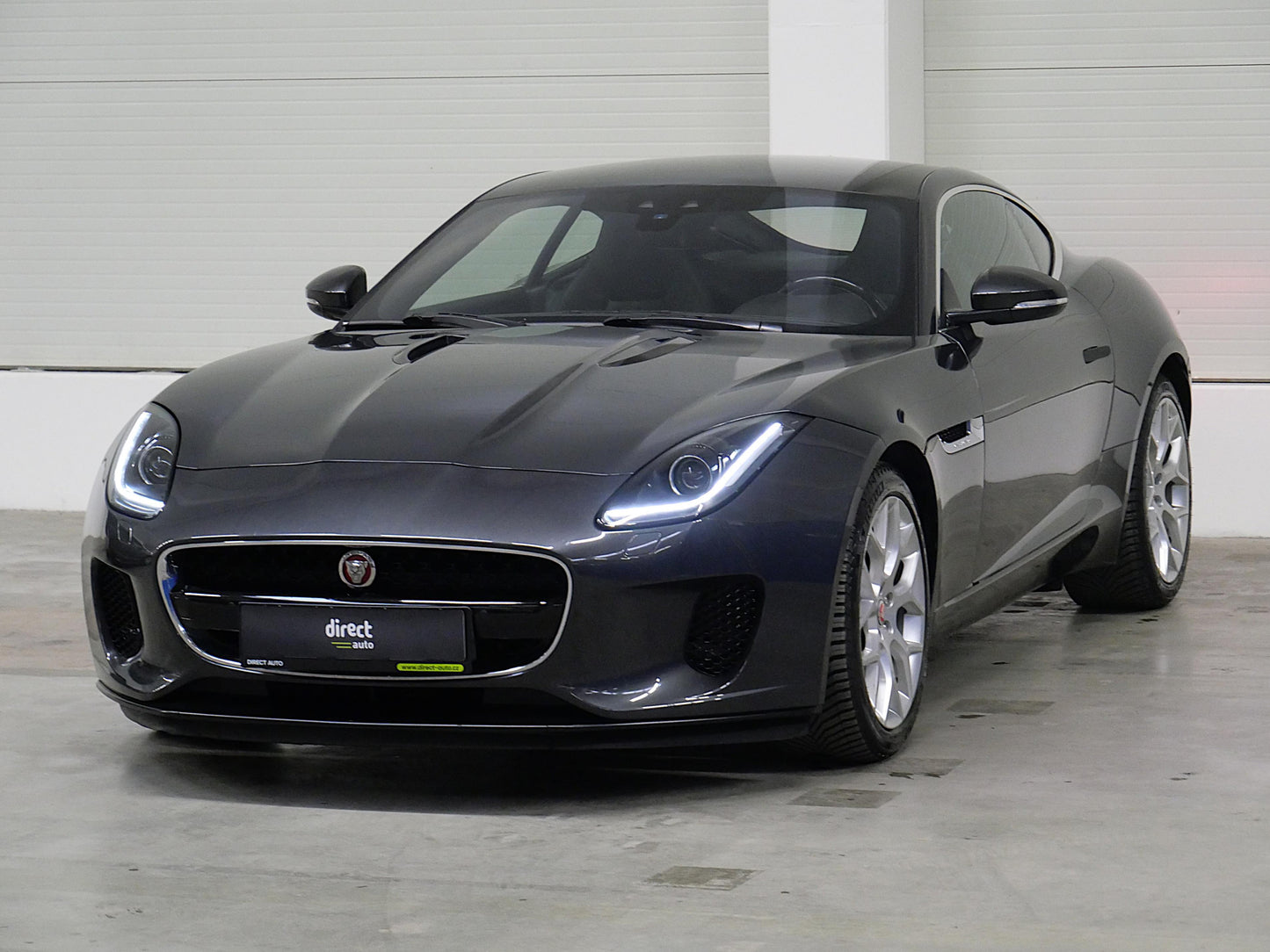 Jaguar F-Type 2.0 I4 300 221 kW R - Dynamic