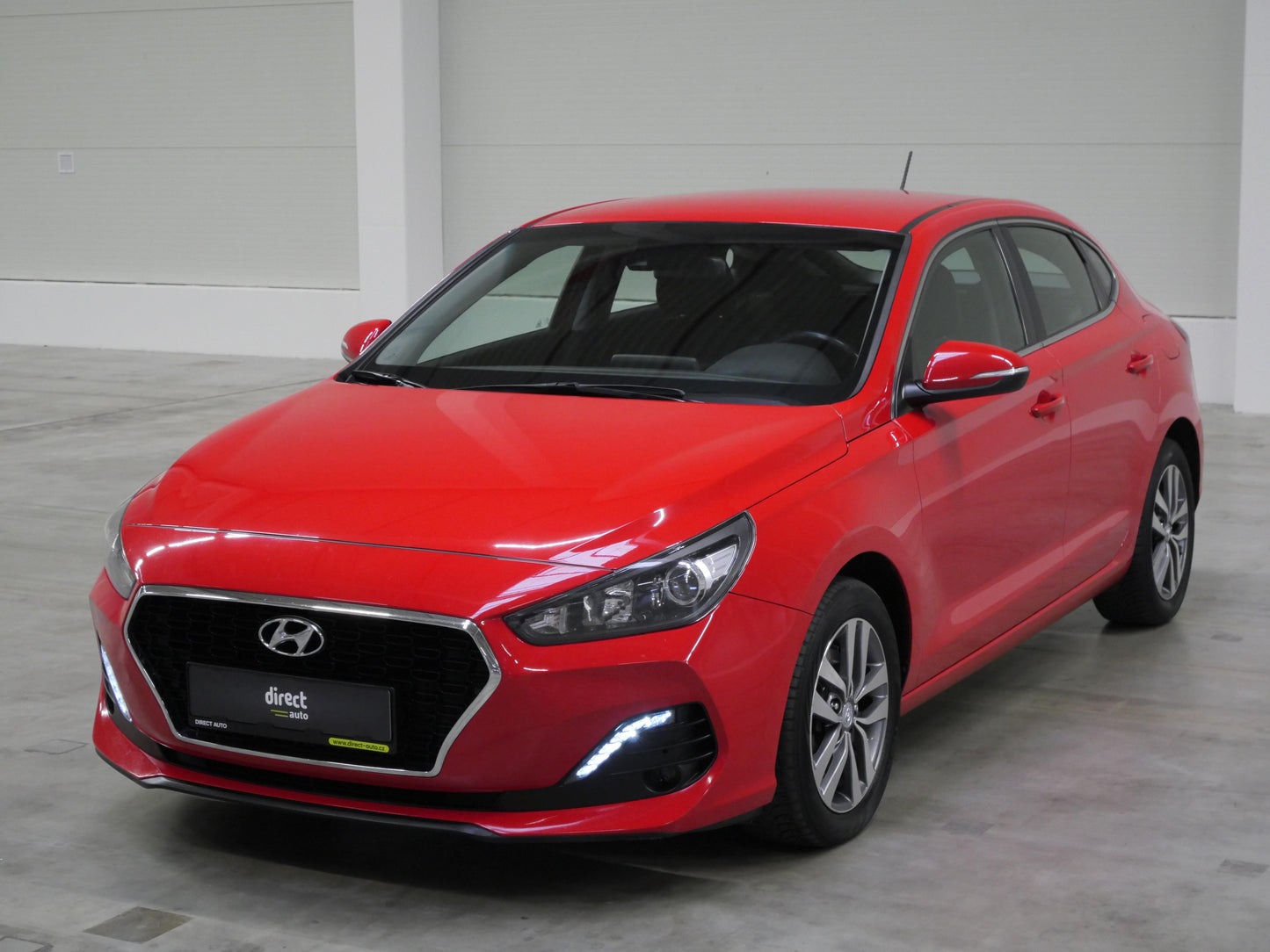 Hyundai i30 1.6 CRDi 100 kW TRIKOLOR KOMFO