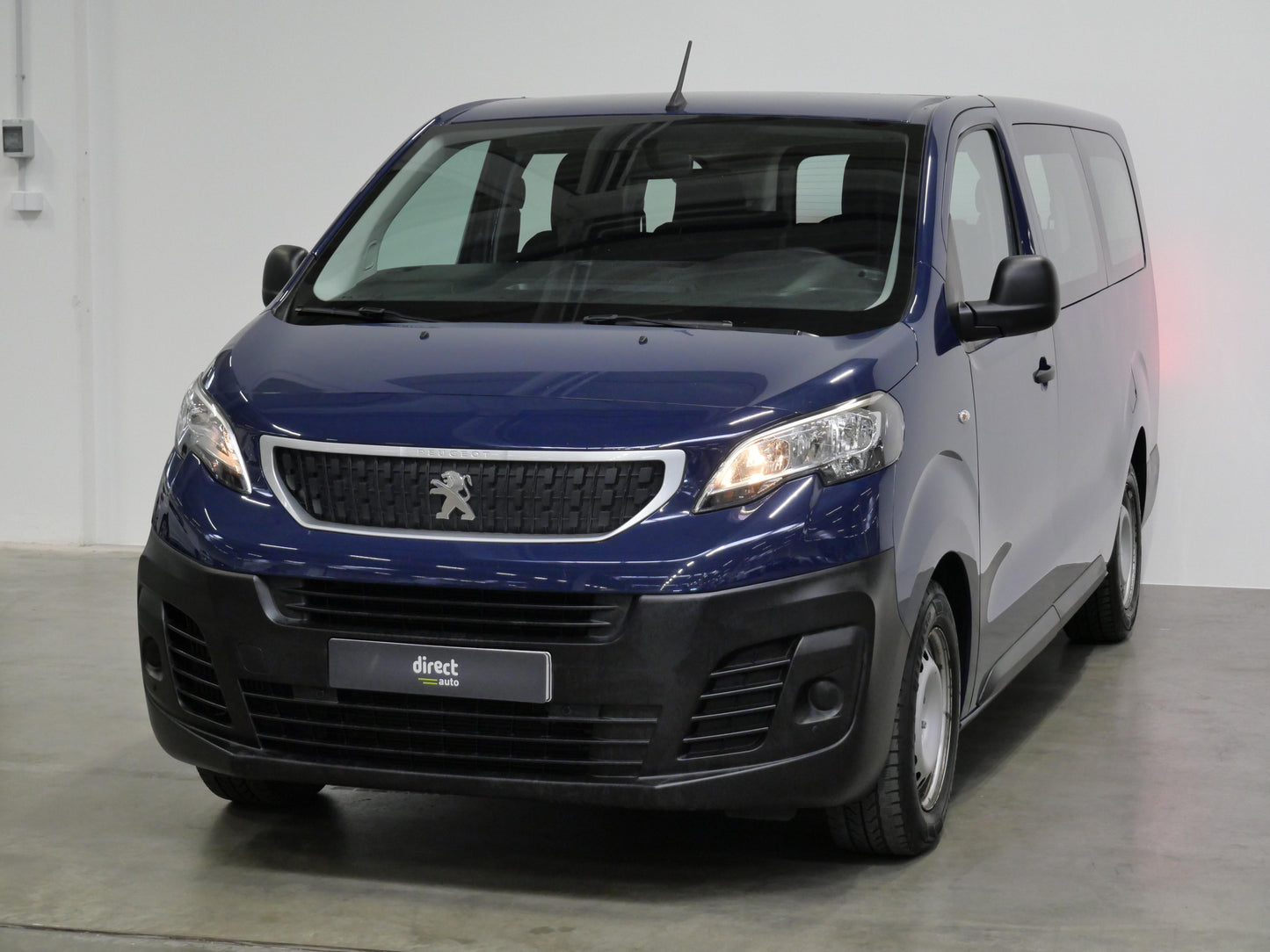 Peugeot Traveller 2.0 BlueHDI 106 kW L3 9míst