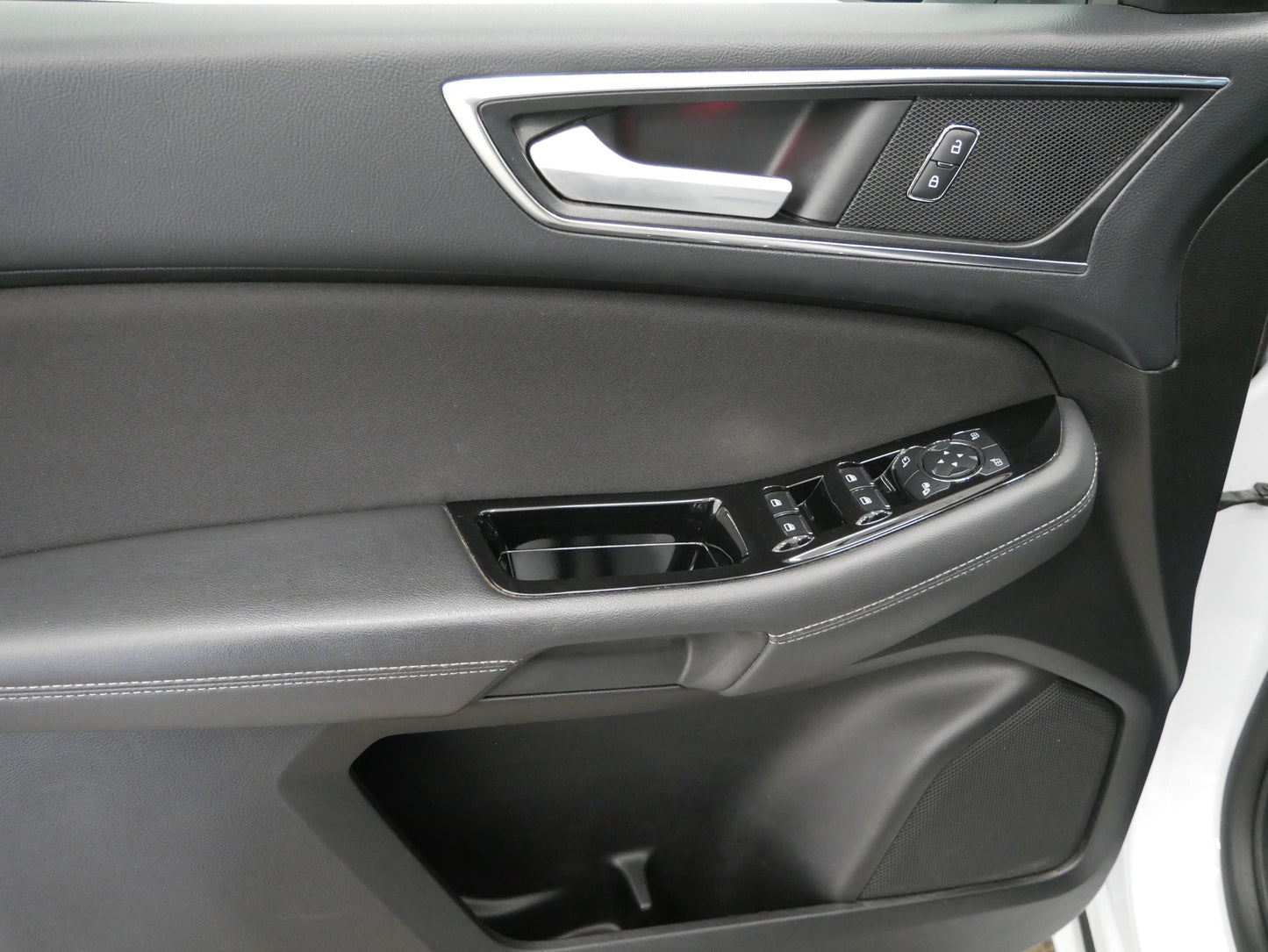 Ford S-MAX 2.0 EcoBlue 110 kW Titanium
