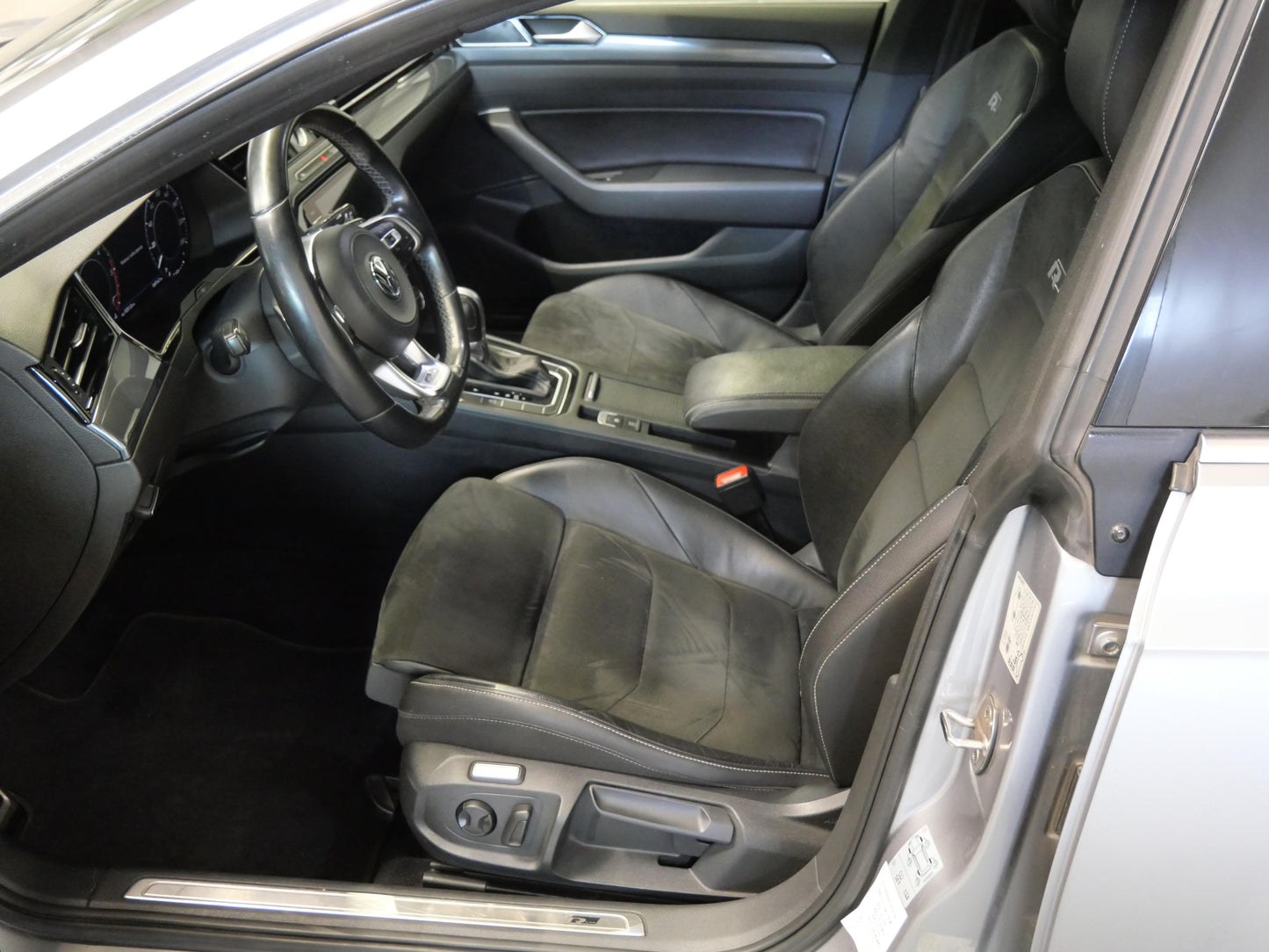 Volkswagen Arteon 2.0 TDI 110 kW DSG R-Line