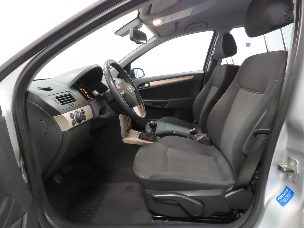 Opel Astra 1.7 CDTI 81 kW Active
