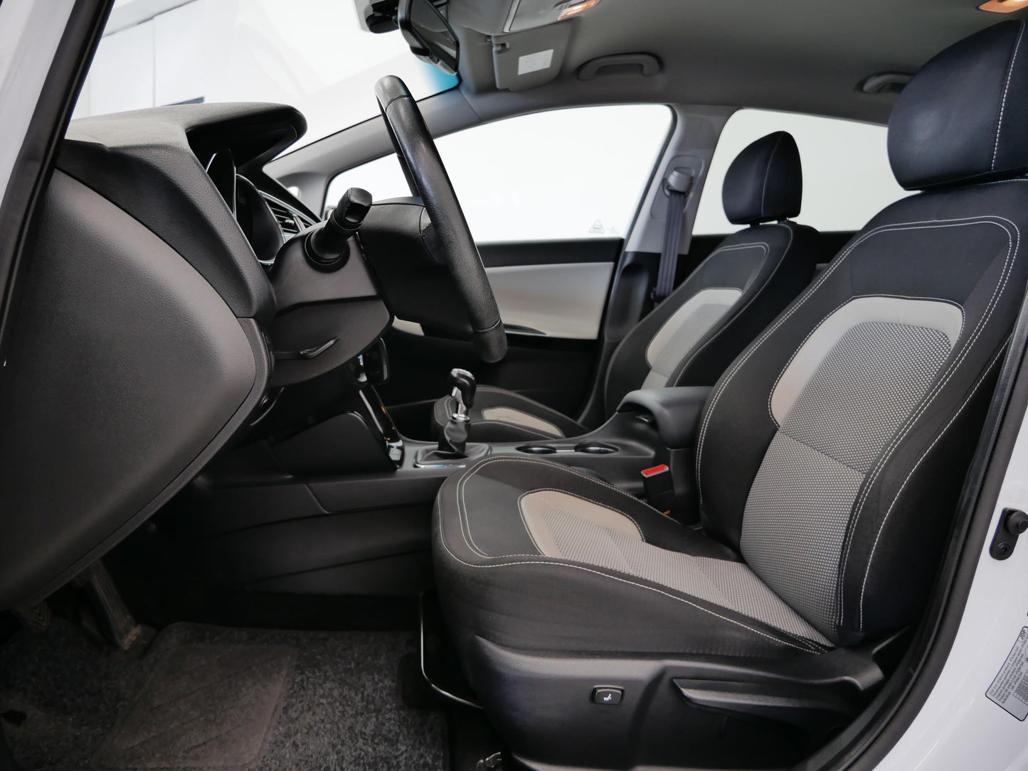 Kia Ceed 1.6 GDi Top