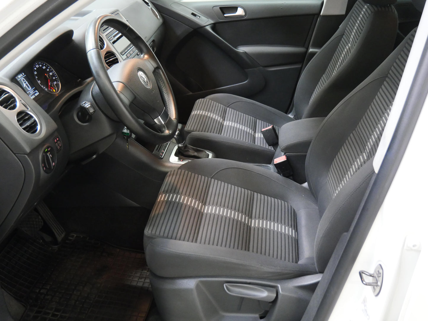 Volkswagen Tiguan 2.0 TDI 103 kW DSG 4x4 Sport