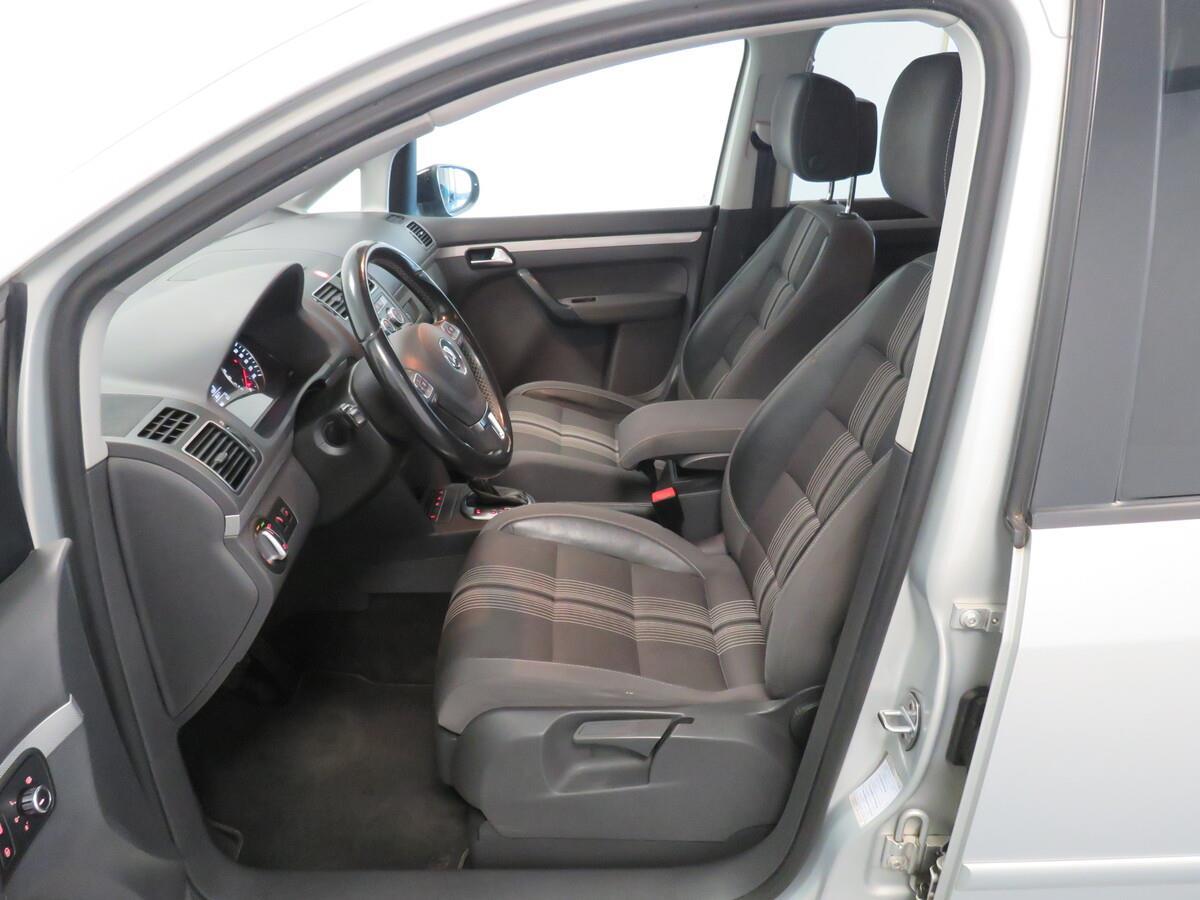 Volkswagen Touran 2.0 TDi 103 kW MATCH