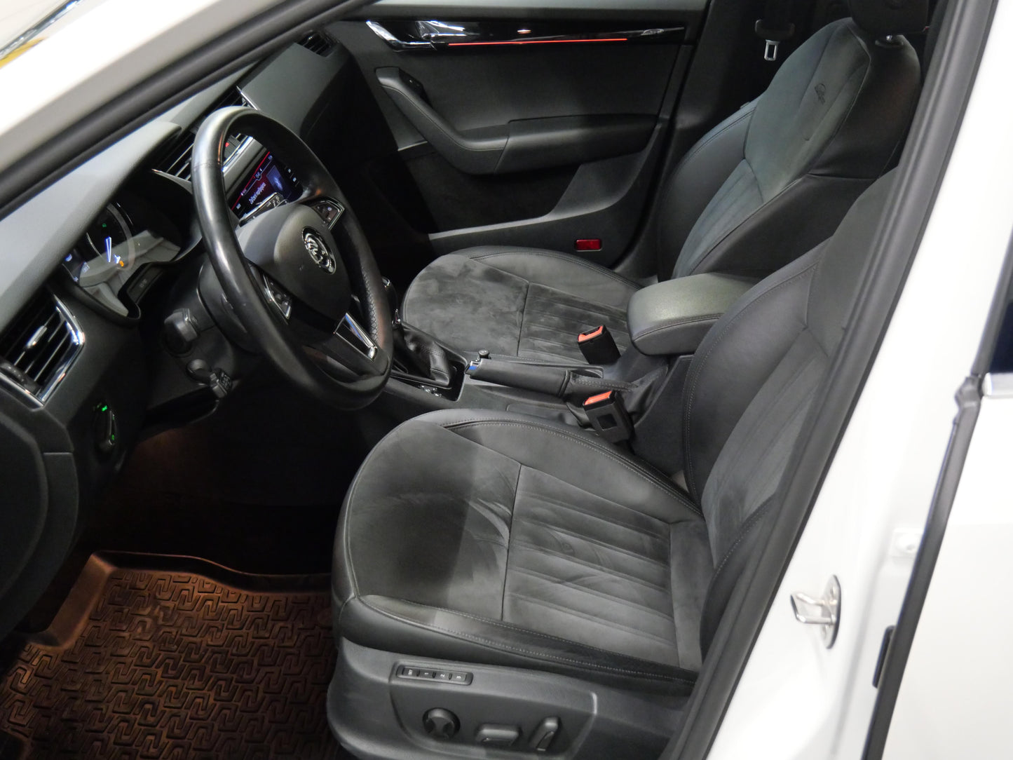 Škoda Octavia 2.0 TDI 110 kW DSG L&K
