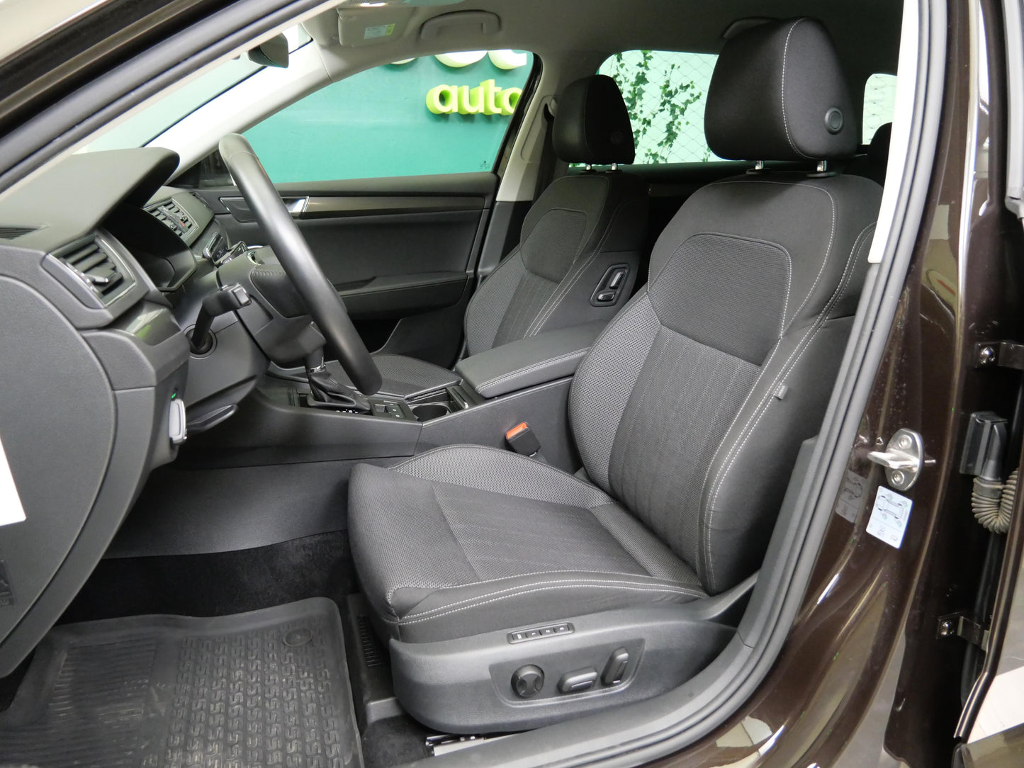Škoda Superb 2.0 TDI 147 kW 4x4 Style