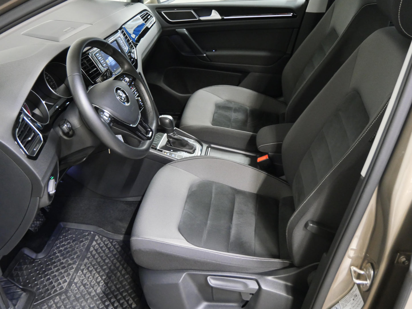 Volkswagen Golf 1.6 TDI 85 kW Highline