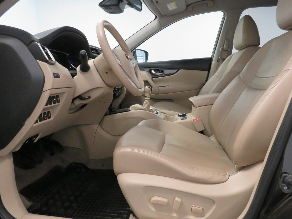 Nissan X-Trail 1.6 DCI 96 kW Tekna