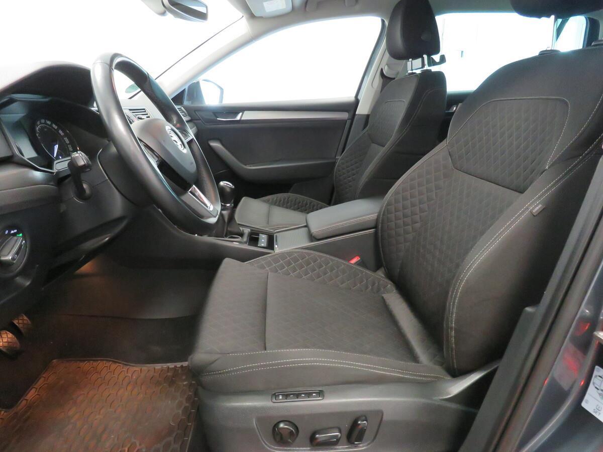 Škoda Superb 2.0 TDI 140 kW Business Style