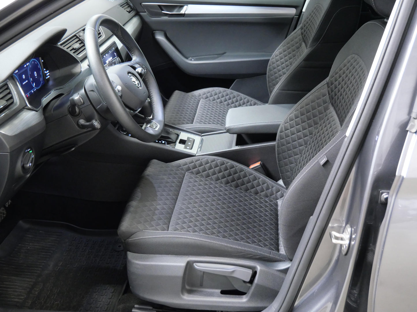 Škoda Superb 1.4 TSI iV 110 kW Ambition