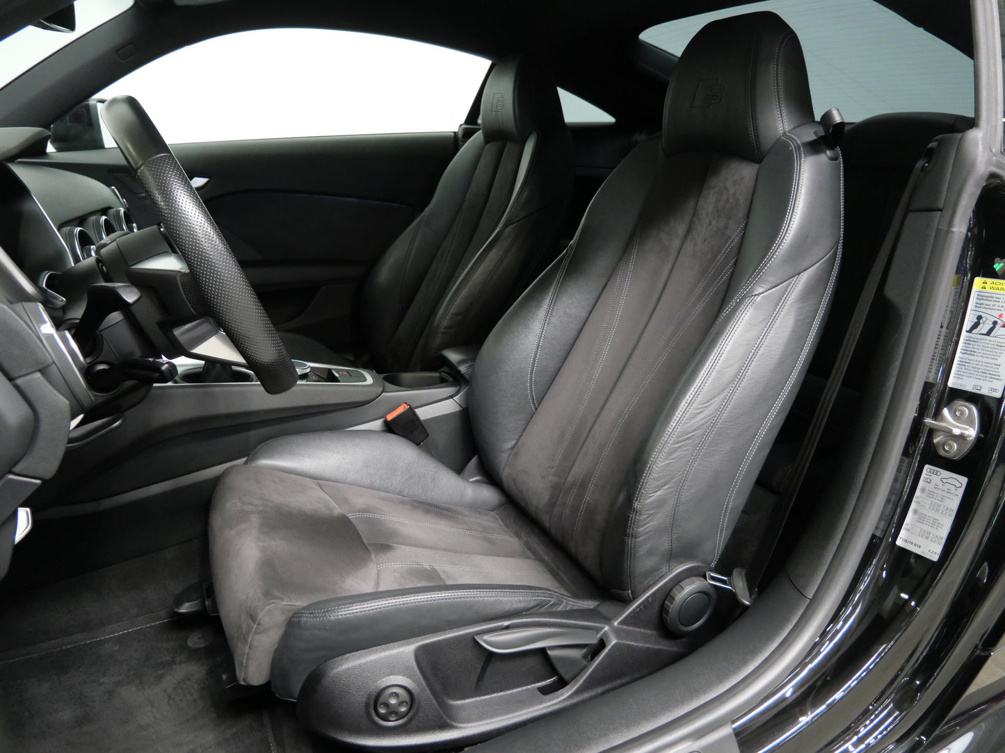 Audi TT 2.0 TDI 135 kW S line