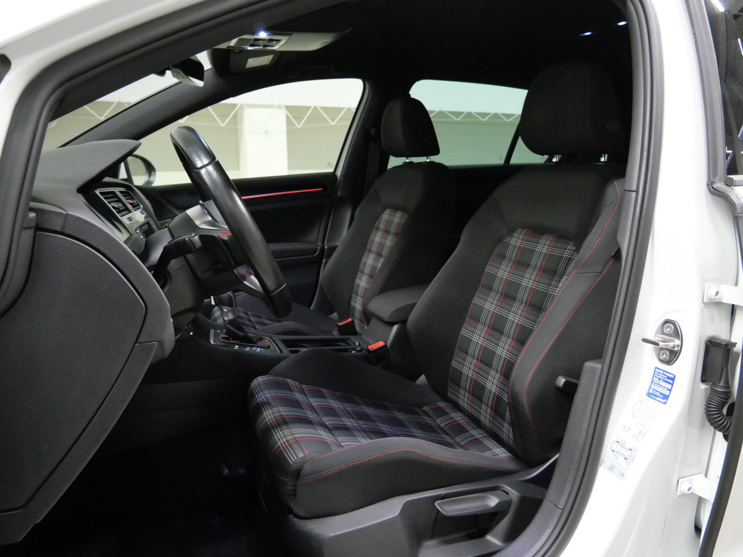 Volkswagen Golf 2.0 TSI 162 kW GTI