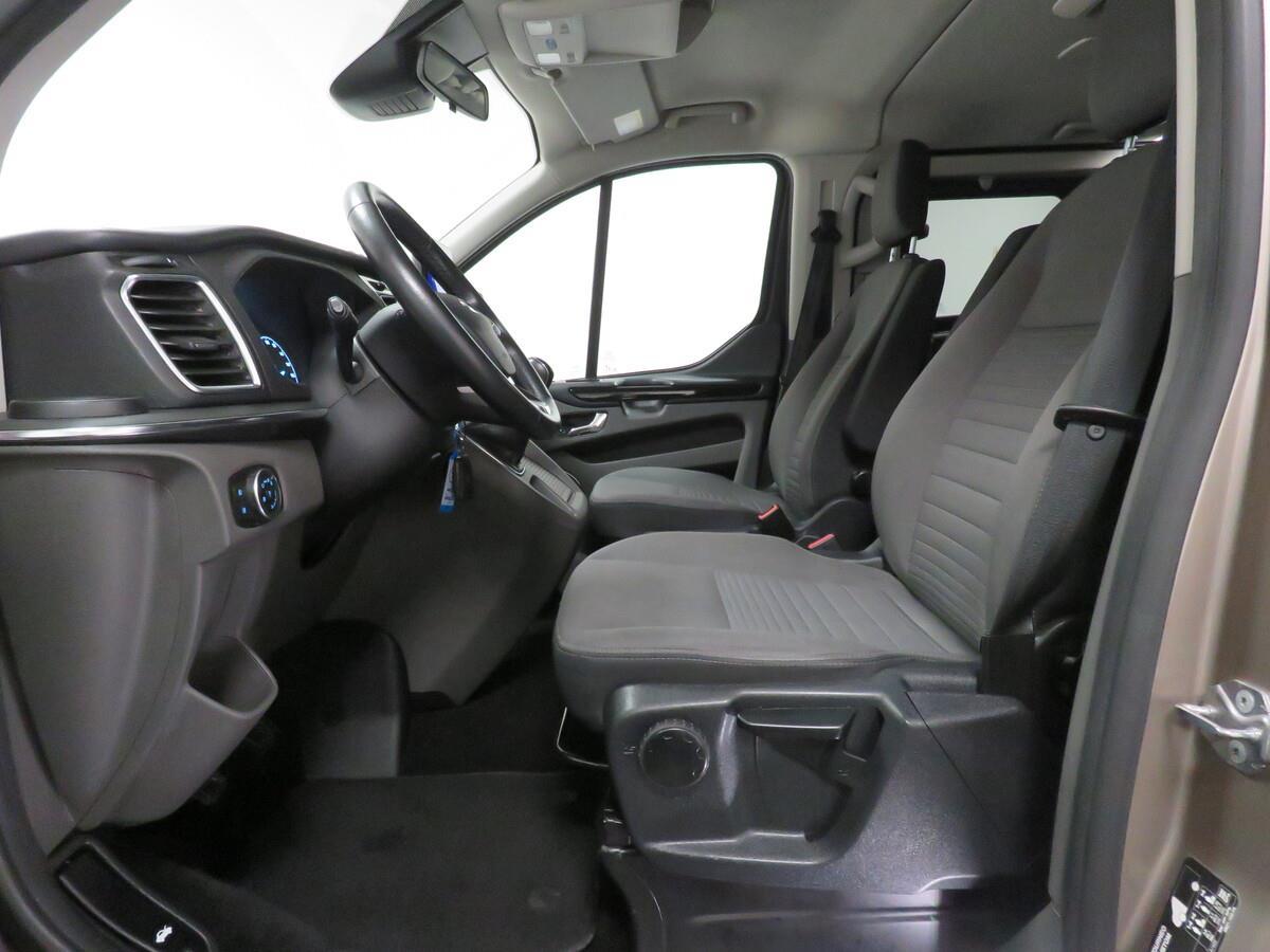 Ford Tourneo Custom 2.0 TDCI 136 kW Titanium