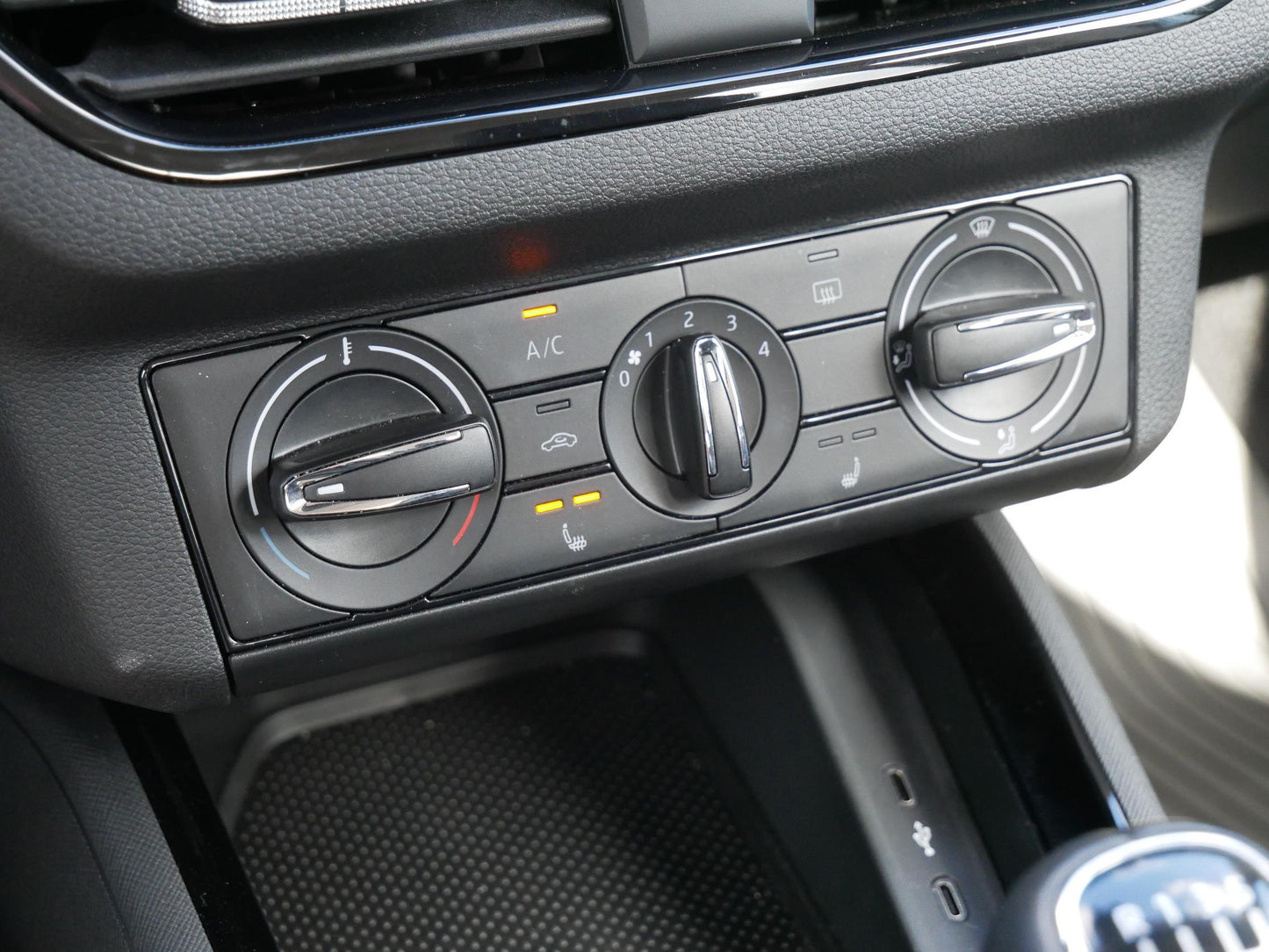 Škoda Kamiq 1.0 TSI 70 kW Ambition