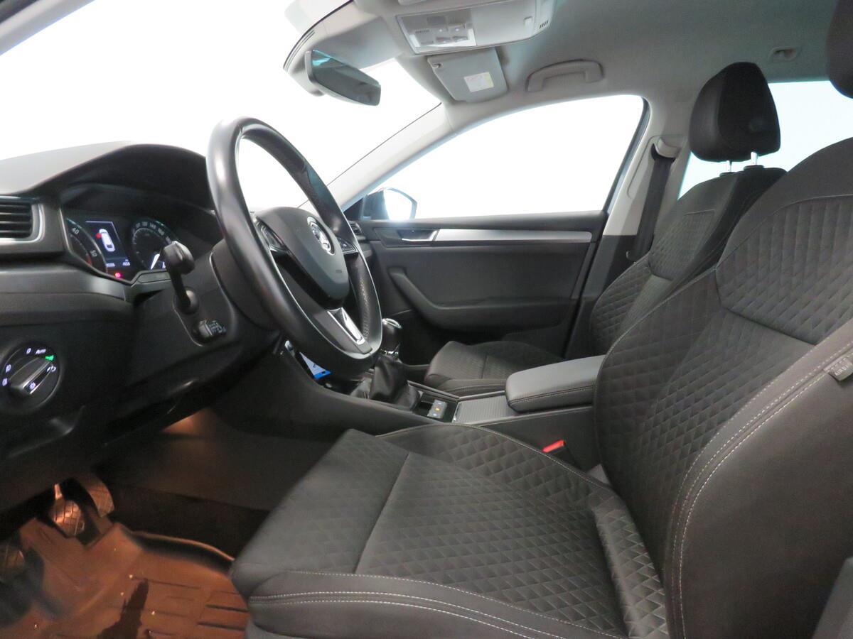 Škoda Superb 2.0 TDI 140 kW Style