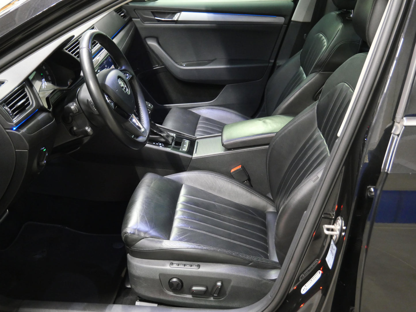 Škoda Superb 2.0 TDI 110 kW Style DSG
