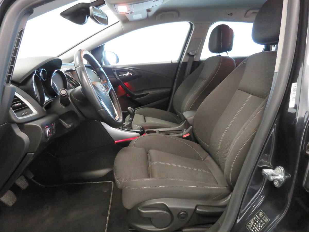 Opel Astra 1.6 CDTI 100kW Exklusiv