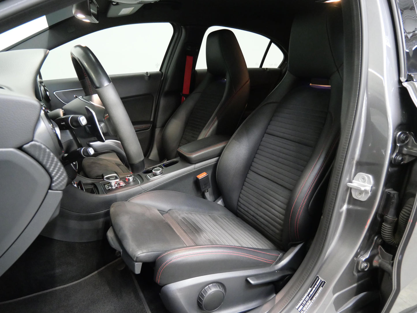 Mercedes-Benz Třídy A 45 AMG 280 kW 4Matic