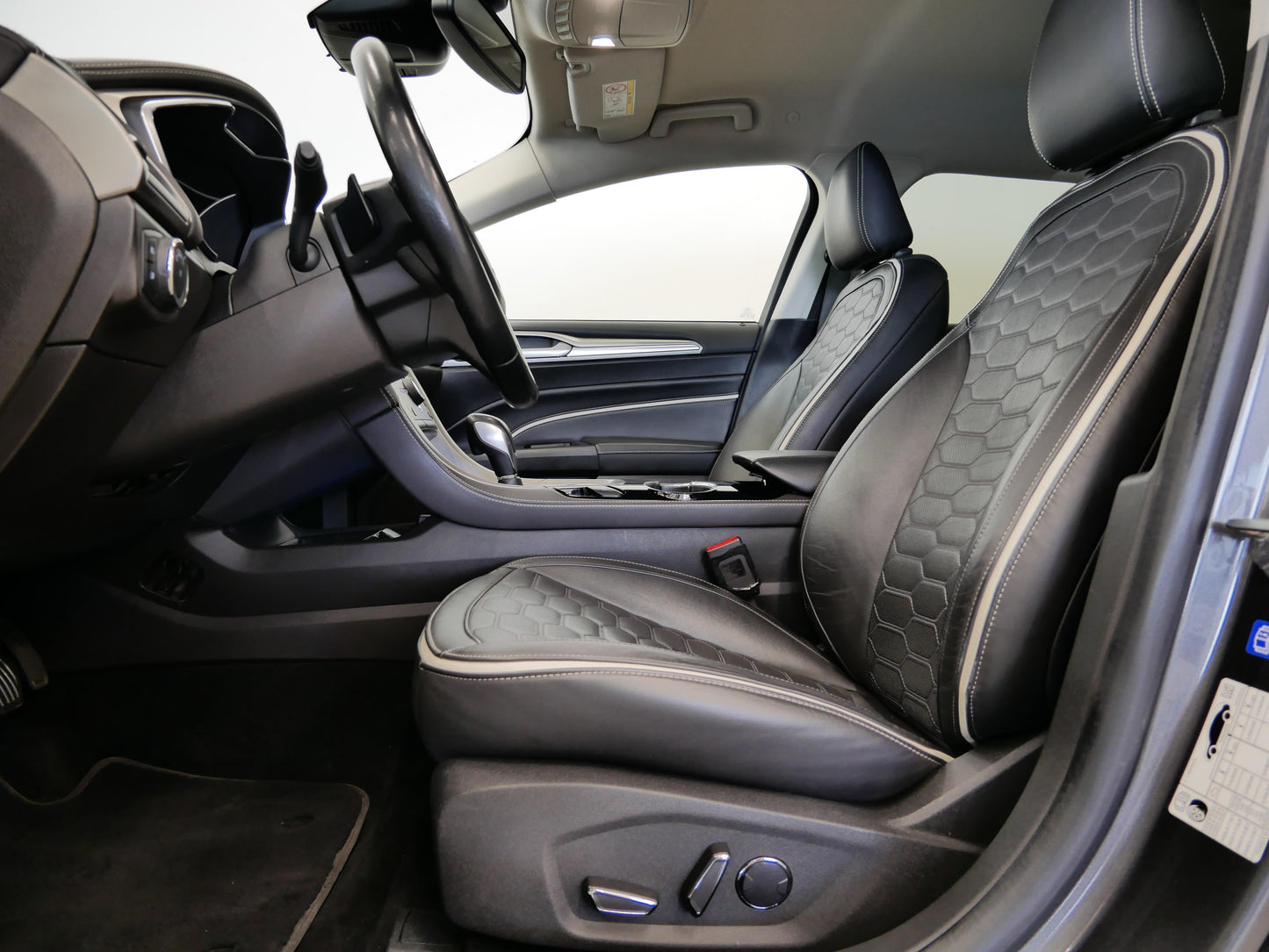 Ford Mondeo 2.0 TDCi 132 KW Vignale