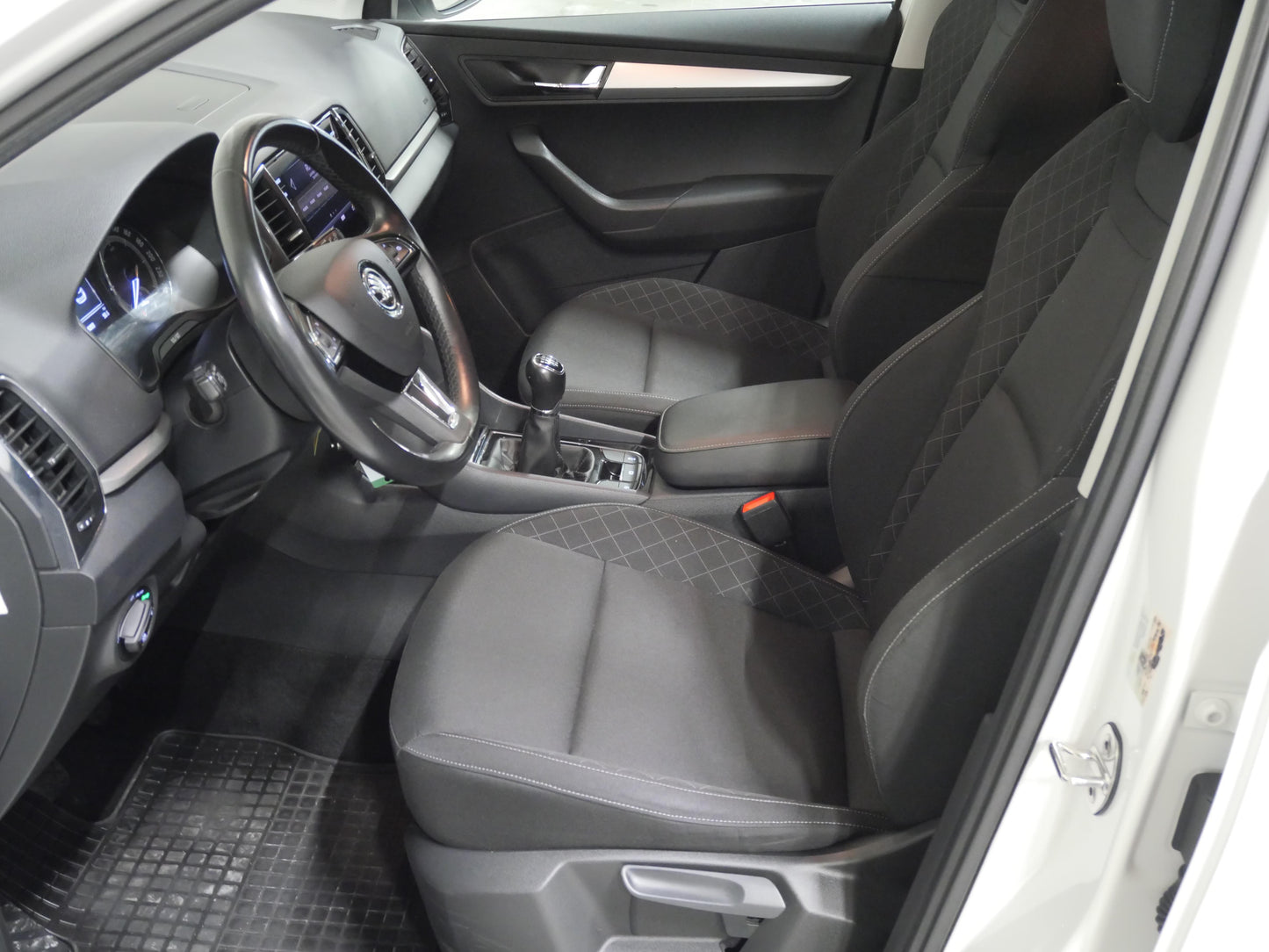 Škoda Karoq 1.6 TDI 85 kW Ambition Plus