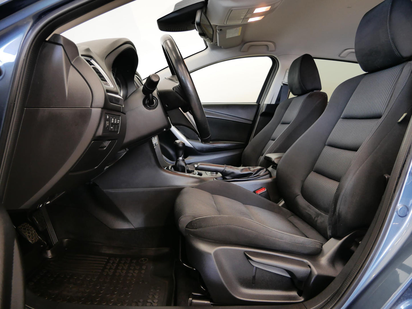 Mazda 6 2.0 Center-line