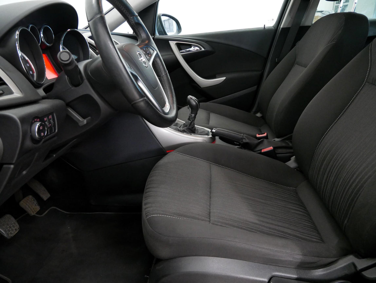 Opel Astra Sports Tourer 1.4T
