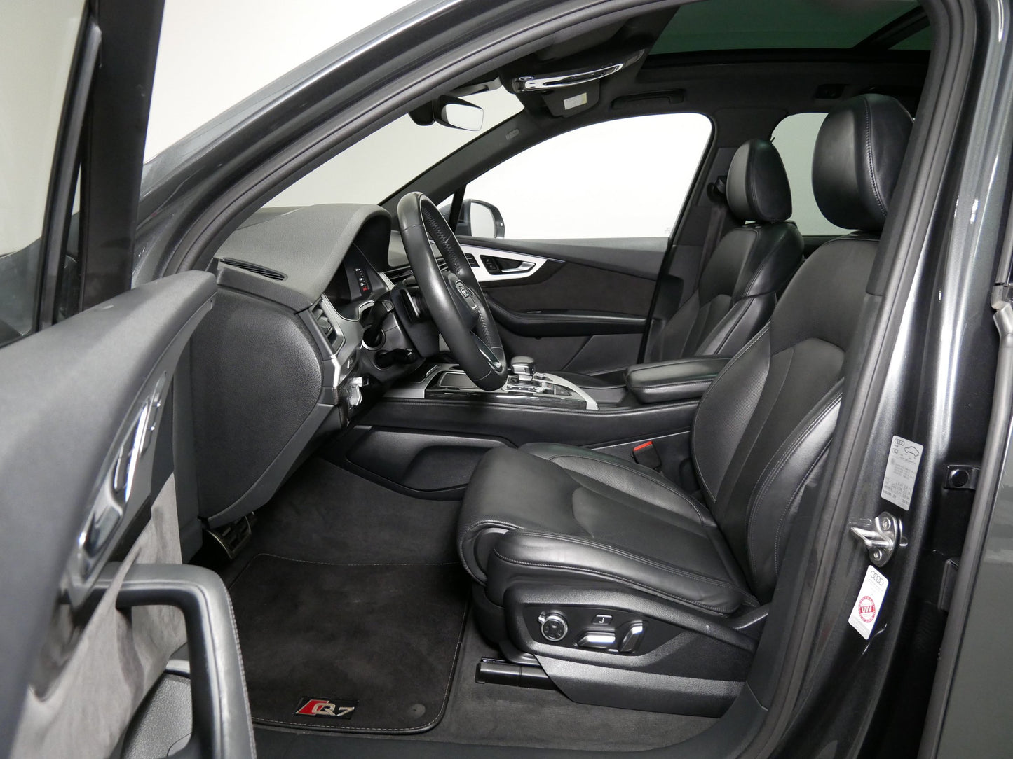 Audi SQ7 4.0 TDI V8 320 kW S-line