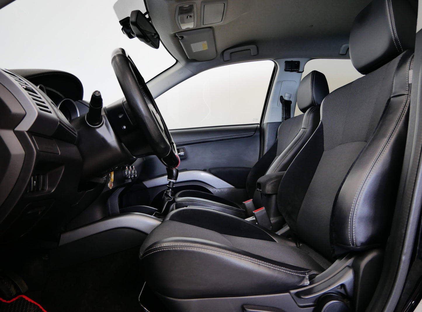 Mitsubishi Outlander 2.2 DI-D MIVEC 130 kW 4WD