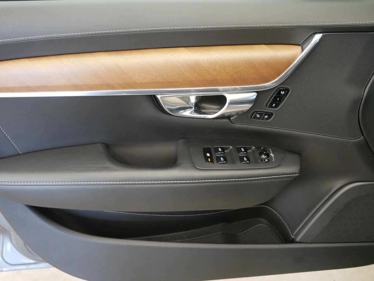 Volvo V90 D4 140 kW AWD Inscription
