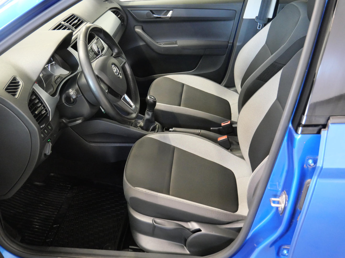 Škoda Fabia 1.0 MPI 44 kW Ambition Plus
