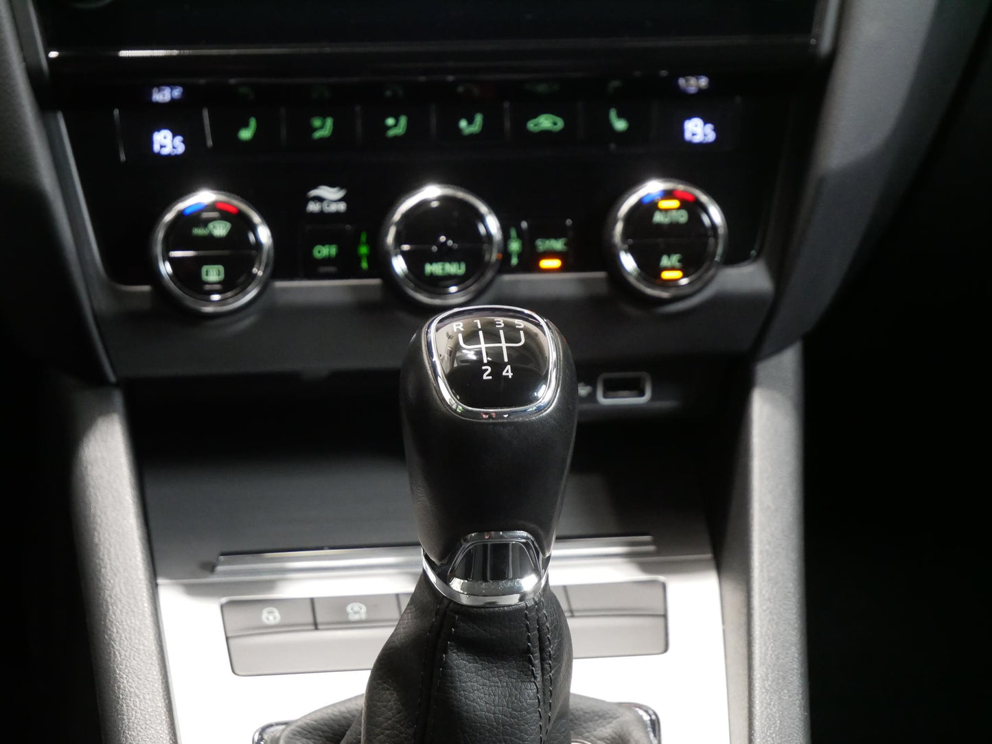 Škoda Octavia 1.6 TDI 85 kW Ambition
