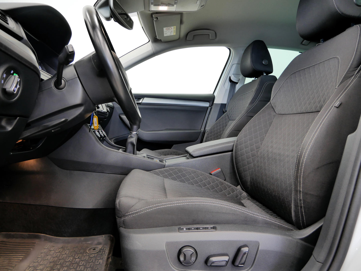Škoda Superb 1.6 TDI 88 kW Style