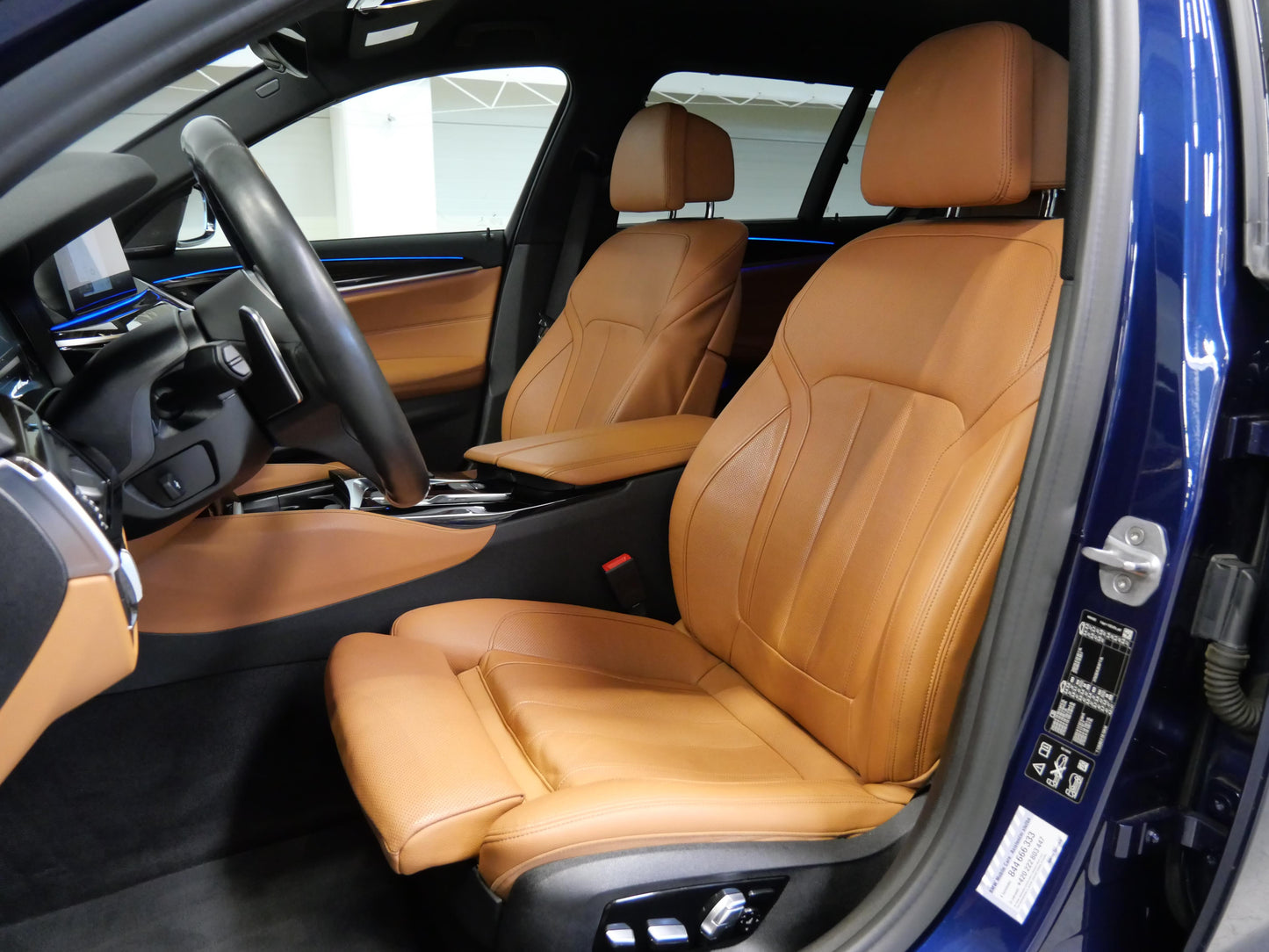 BMW Řada 5 530d xDrive 195 kW Touring