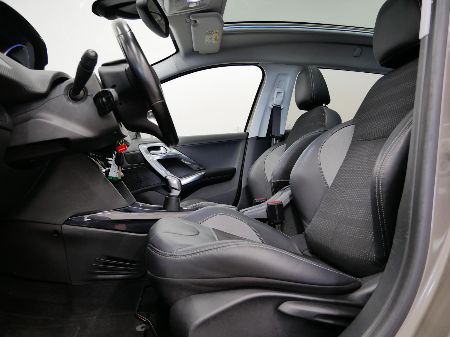 Peugeot 2008 1.2 VTI 60 kW Allure