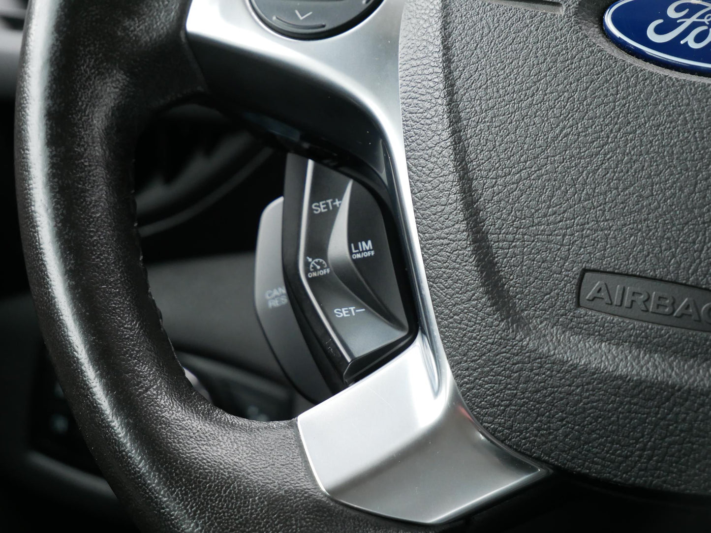 Ford Connect 1.5 TDCi 74 kW