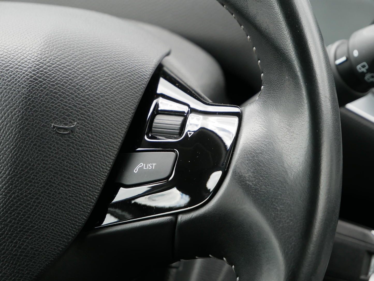 Peugeot 308 1.5 Blue HDI 75 kW