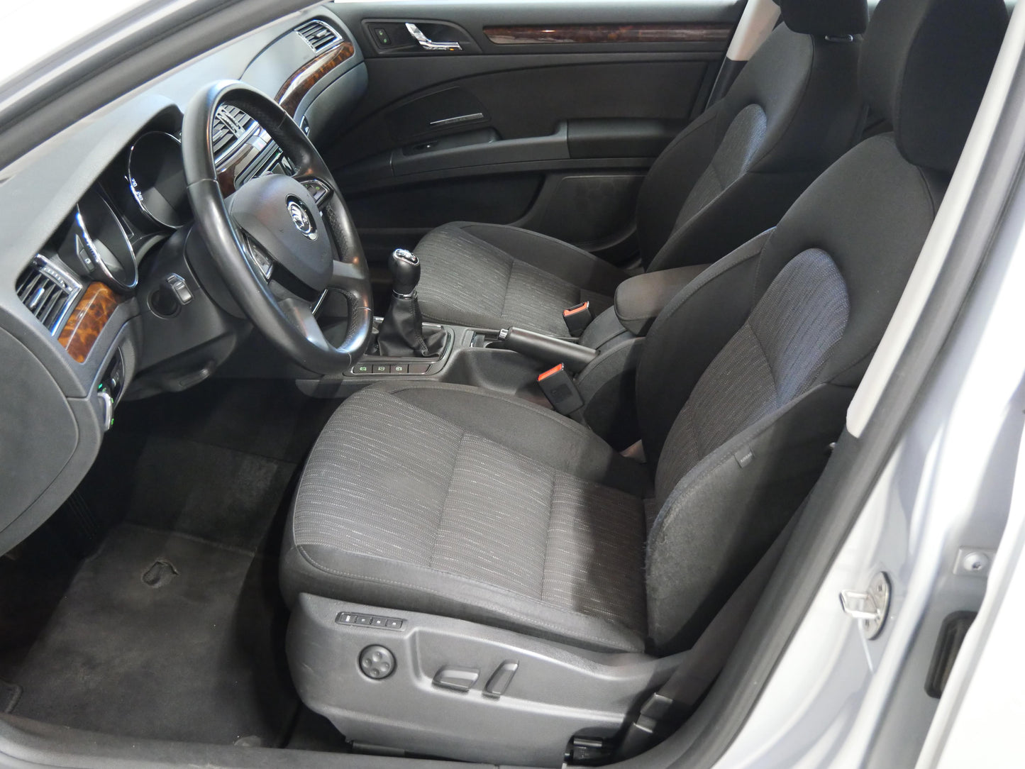 Škoda Superb 2.0 TDI 103 kW 4x4 Elegance