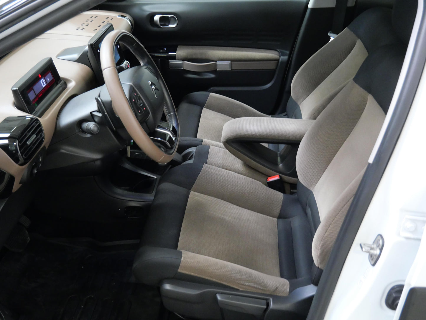 Citroën C4 Cactus 1.6 HDI 68 kW