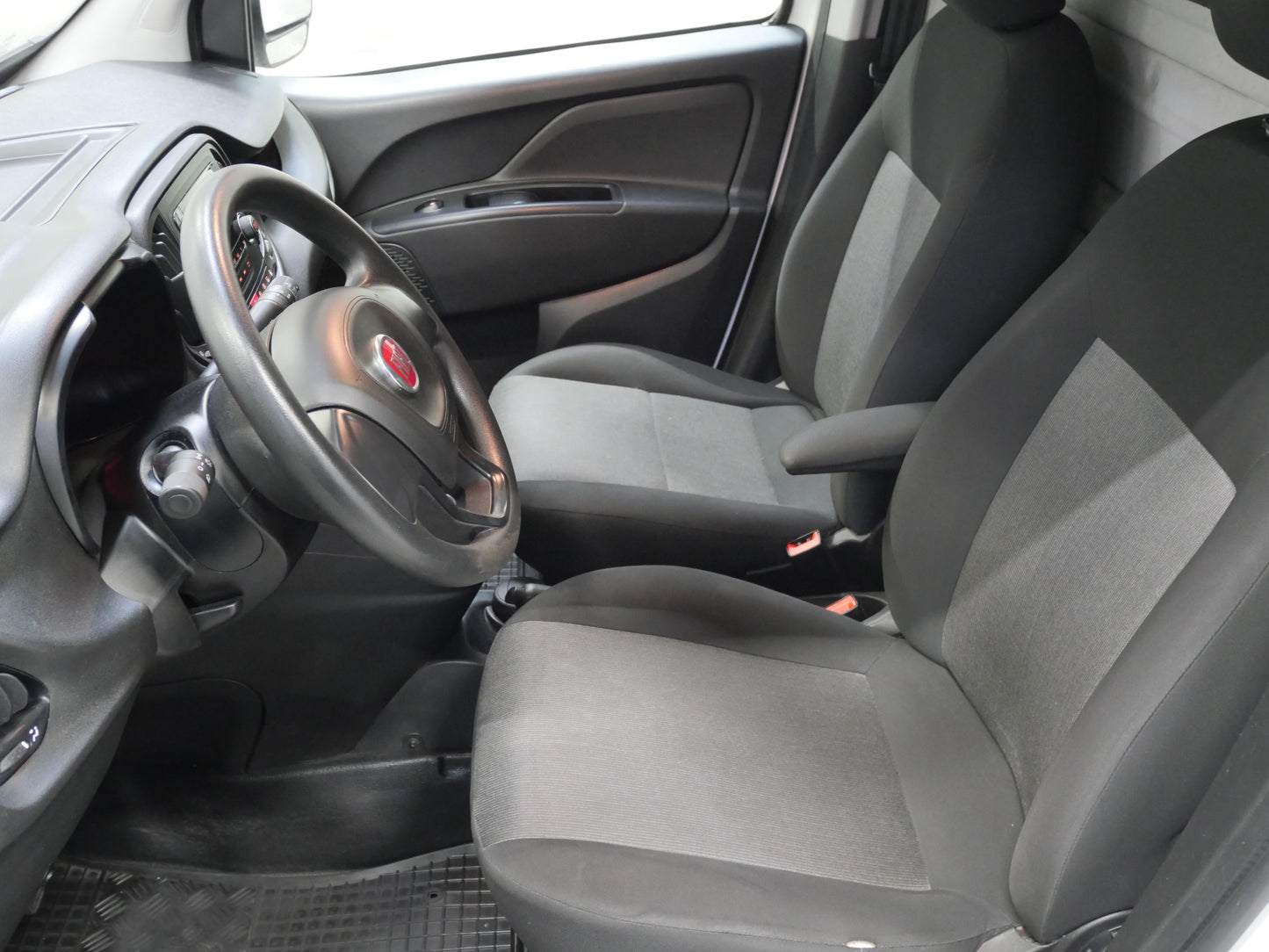 Fiat Dobló cargo 1.4 T-JET 88 kW CNG L2H1