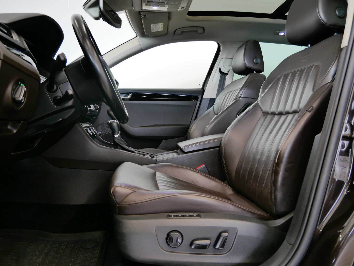 Škoda Superb 2.0 TDI 140 kW 4x4 L&K