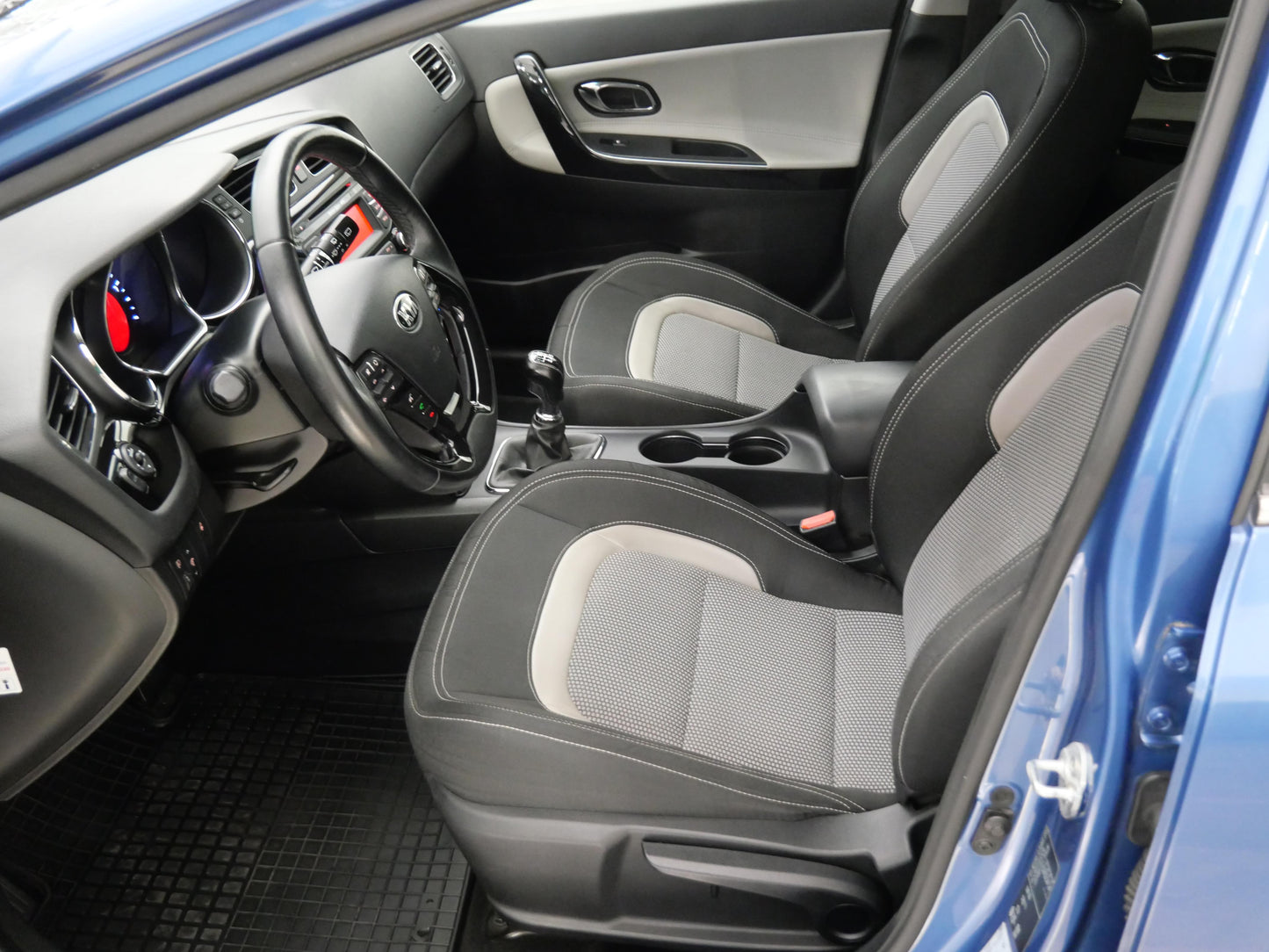 Kia Cee´d 1.4 CVVT 73 kW Exclusive