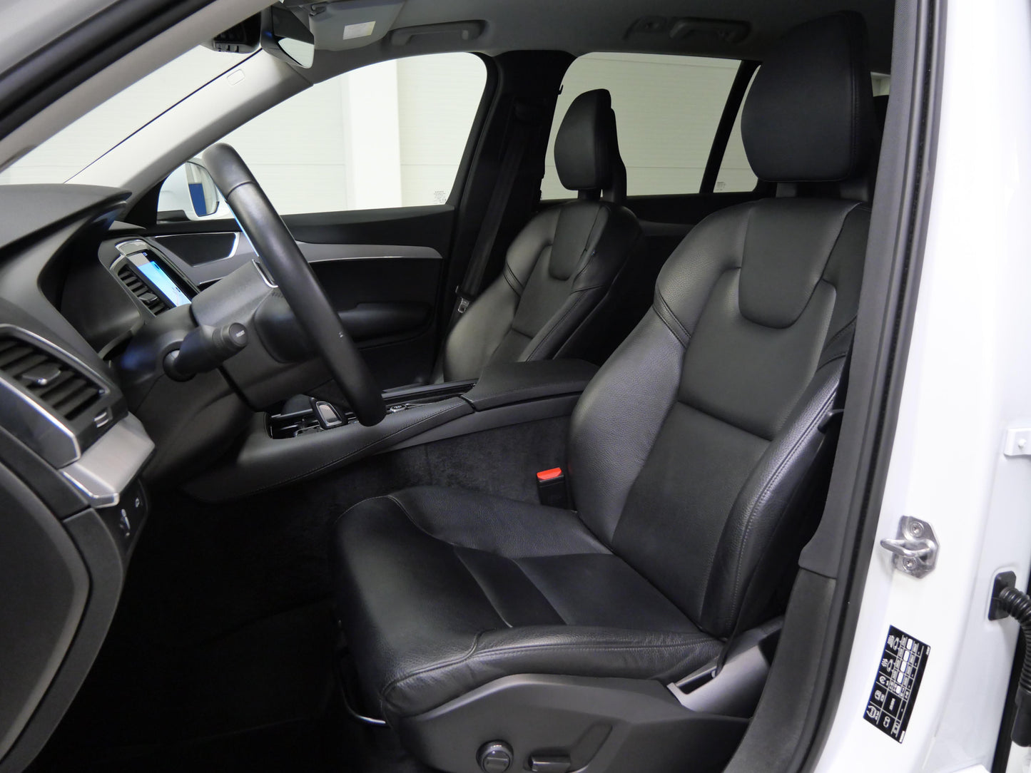 Volvo XC90 2.0 B5 173 kW Momentum Pro