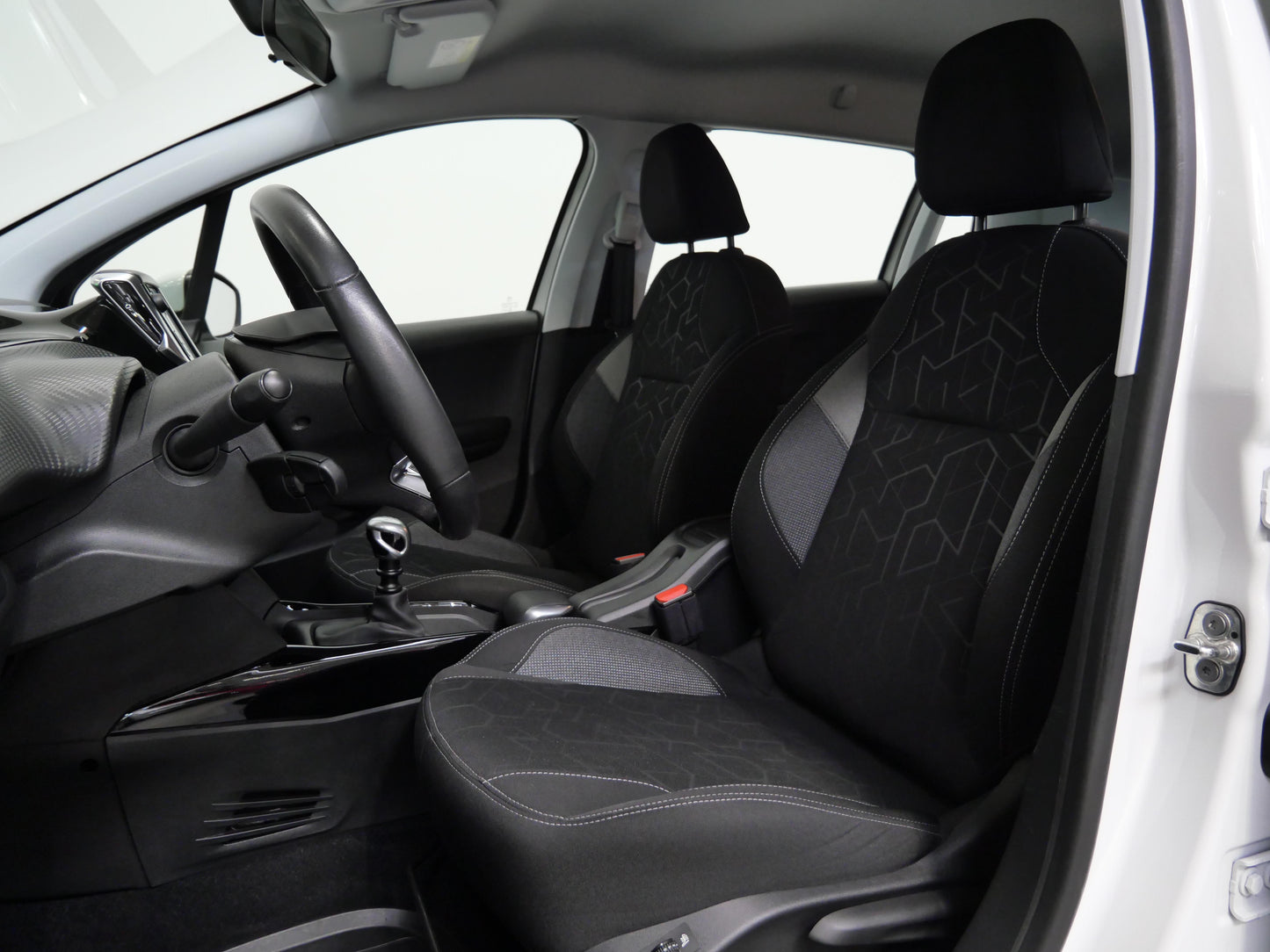 Peugeot 2008 1.2 PureTech 81 kW Active