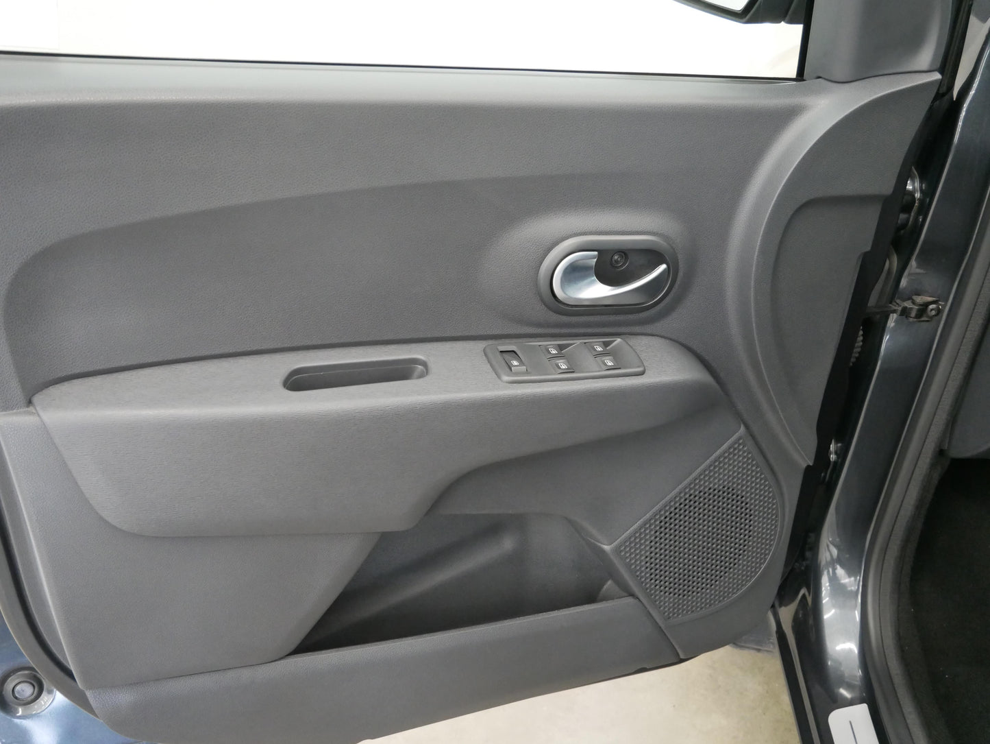 Dacia Lodgy 1.6 SCe 75 kW Stepway Techroad
