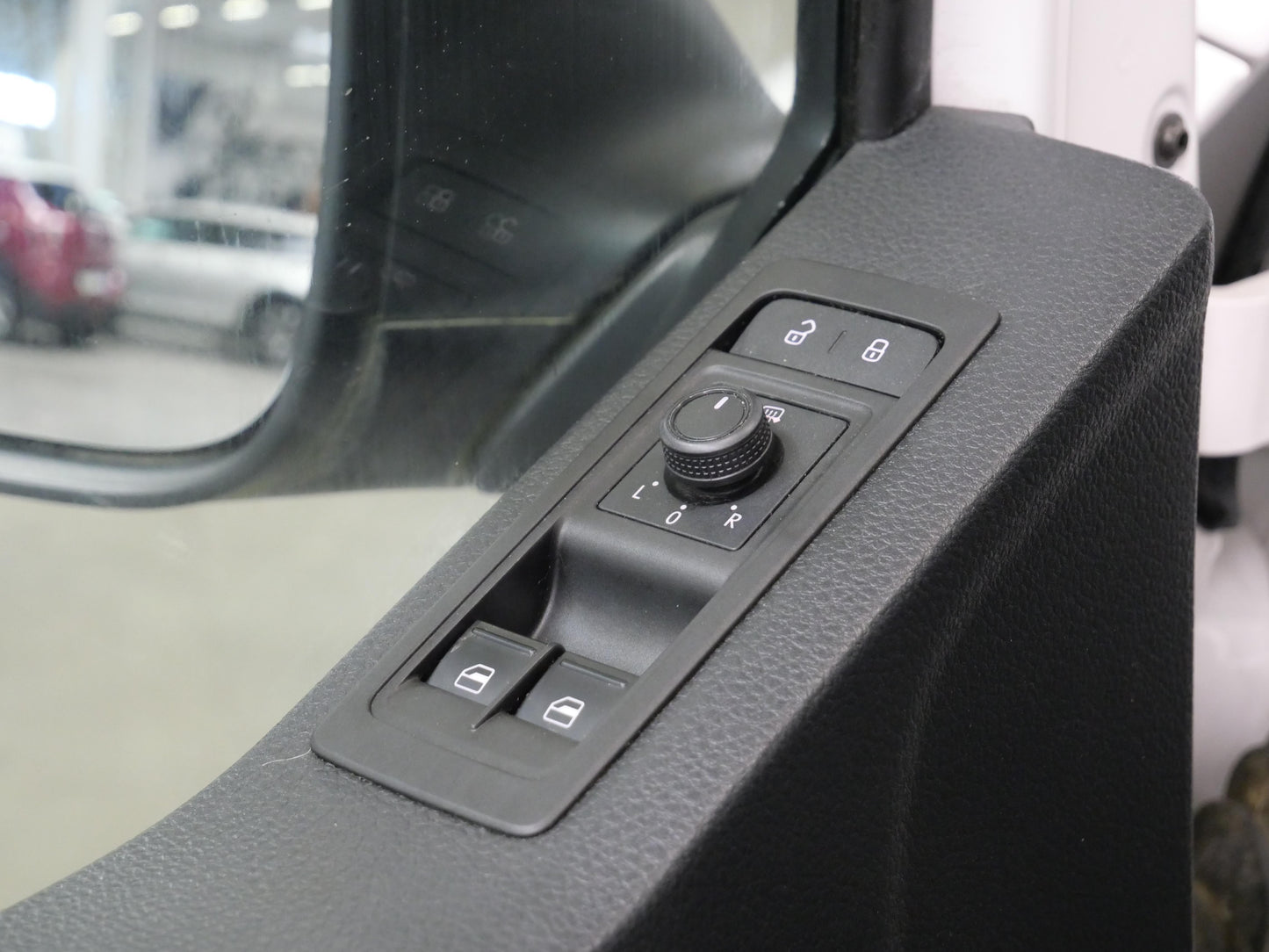 Volkswagen Transporter 2.0 TDI 75 kW KR