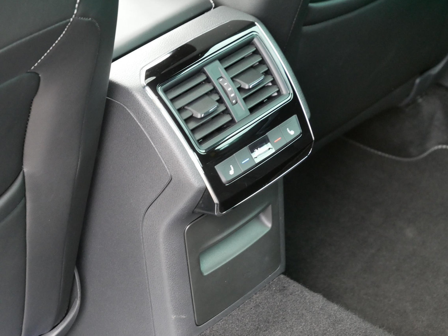 Škoda Superb 2.0 TDI 110 kW Sportline